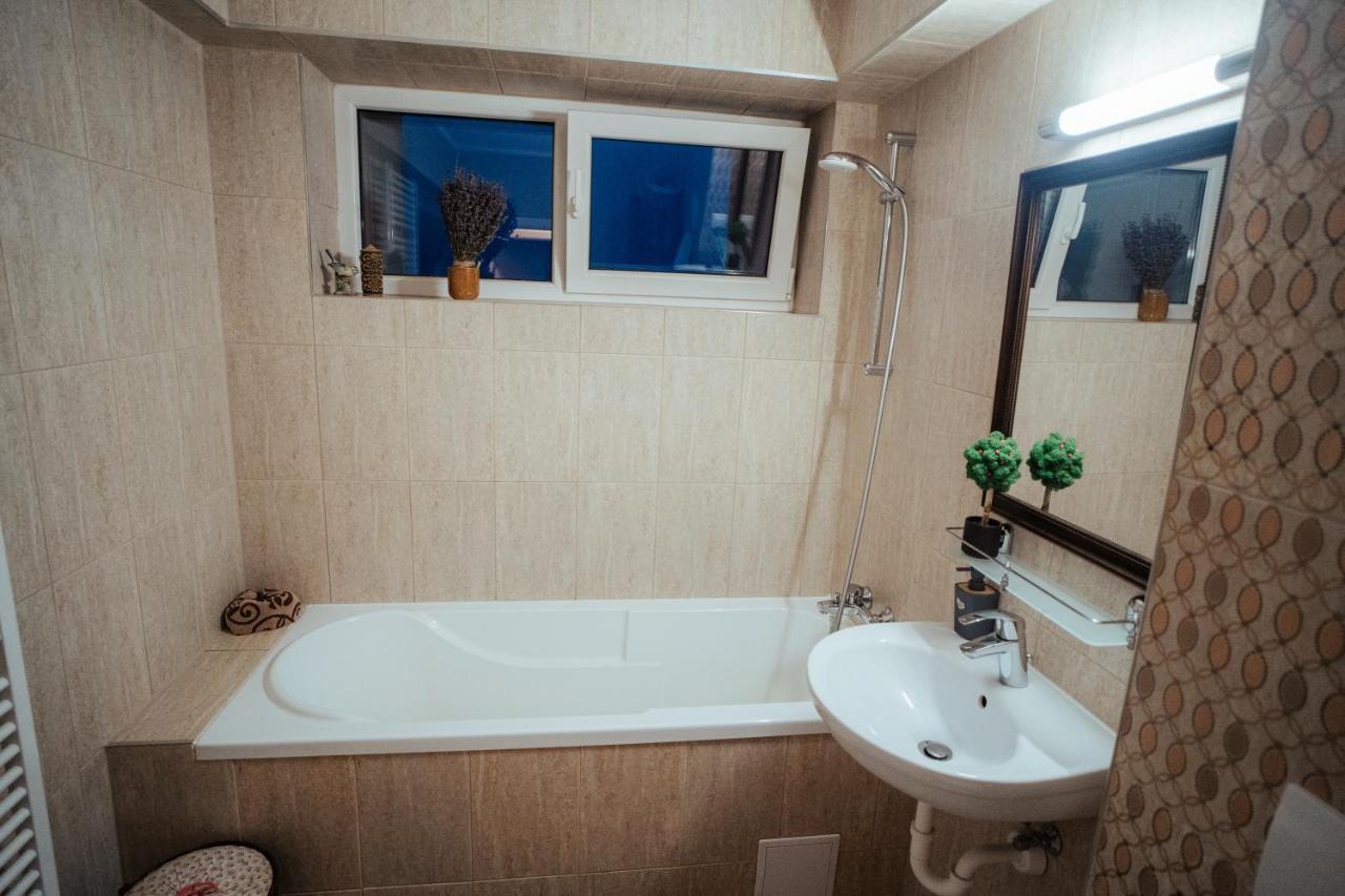 Luxury Apartments Şelimbăr Екстериор снимка